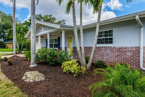 Casa en alquiler en Clearwater, Florida, 3 dormitorios, 147.44 m2 № 2167175 - foto 2