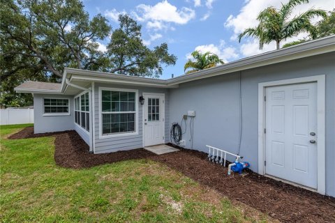 Casa en alquiler en Clearwater, Florida, 3 dormitorios, 147.44 m2 № 2167175 - foto 24