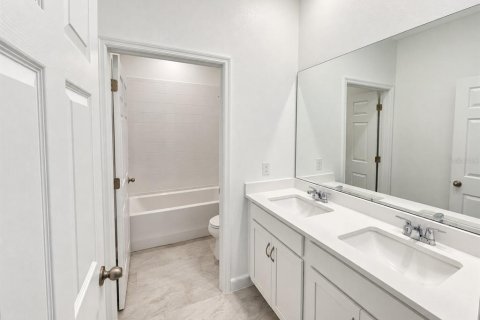 Villa ou maison à vendre à Minneola, Floride: 4 chambres, 195.37 m2 № 2389271 - photo 11