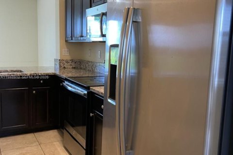 Touwnhouse à louer à Homestead, Floride: 3 chambres, 123.1 m2 № 2006913 - photo 4