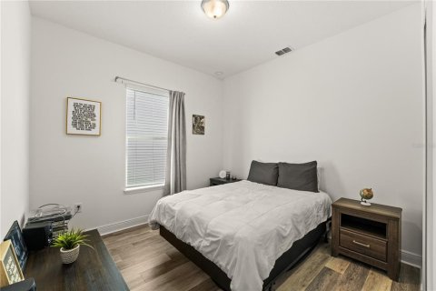 House in Winter Garden, Florida 4 bedrooms, 192.49 sq.m. № 1821407 - photo 5