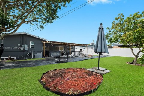 Villa ou maison à vendre à Hollywood, Floride: 4 chambres № 1958823 - photo 25