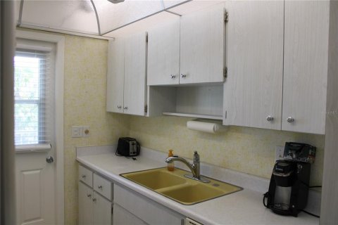 Condo in Longboat Key, Florida, 2 bedrooms  № 1789177 - photo 2