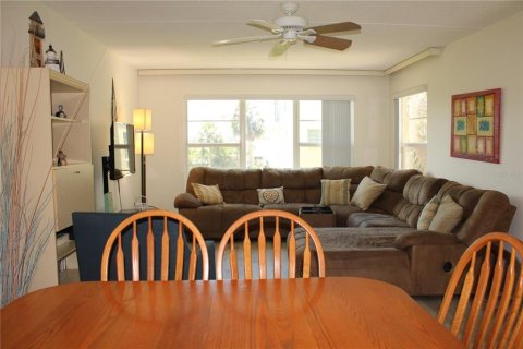 Condo in Longboat Key, Florida, 2 bedrooms  № 1789177 - photo 8