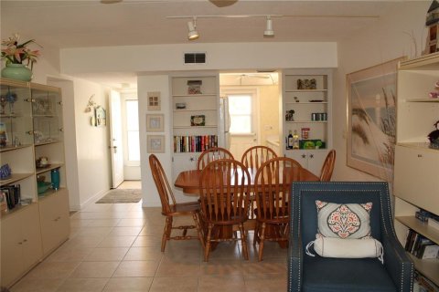 Condo in Longboat Key, Florida, 2 bedrooms  № 1789177 - photo 14