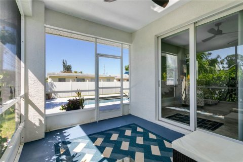 Casa en venta en Nokomis, Florida, 3 dormitorios, 170.01 m2 № 2384421 - foto 14
