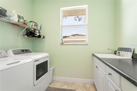 Casa en venta en Nokomis, Florida, 3 dormitorios, 170.01 m2 № 2384421 - foto 13