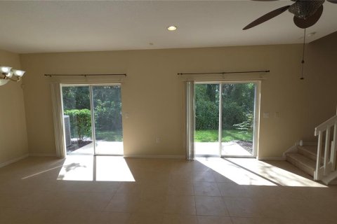 Townhouse in Tampa, Florida 3 bedrooms, 154.68 sq.m. № 1902491 - photo 15