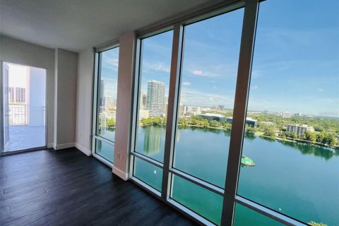 Apartment in Orlando, Florida 3 bedrooms, 171.68 sq.m. № 1909101 - photo 2
