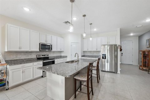 Villa ou maison à vendre à Spring Hill, Floride: 3 chambres, 202.99 m2 № 1795107 - photo 9