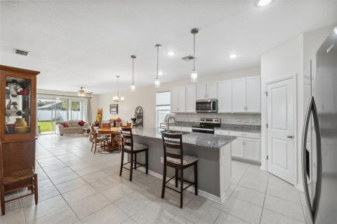 Villa ou maison à vendre à Spring Hill, Floride: 3 chambres, 202.99 m2 № 1795107 - photo 11
