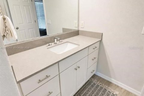 Duplex à vendre à Orlando, Floride: 3 chambres, 141.86 m2 № 2398612 - photo 19