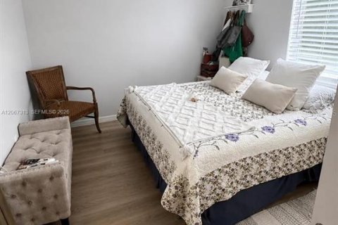 Duplex à vendre à Orlando, Floride: 3 chambres, 141.86 m2 № 2398612 - photo 28