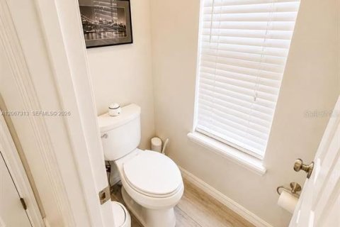 Duplex à vendre à Orlando, Floride: 3 chambres, 141.86 m2 № 2398612 - photo 22