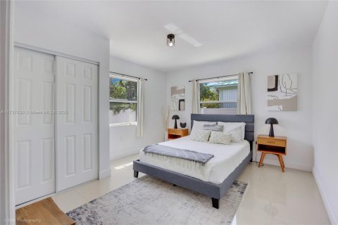 Villa ou maison à vendre à Dania Beach, Floride: 3 chambres, 127.74 m2 № 1938456 - photo 9