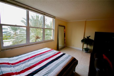 Снять в аренду кондоминиум в Холливуд, Флорида 54.81м2, № 1991962 - фото 6