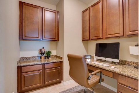 House in Orlando, Florida 4 bedrooms, 258.64 sq.m. № 1801901 - photo 22