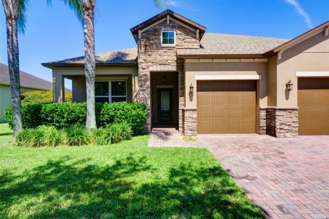 House in Orlando, Florida 4 bedrooms, 258.64 sq.m. № 1801901 - photo 9