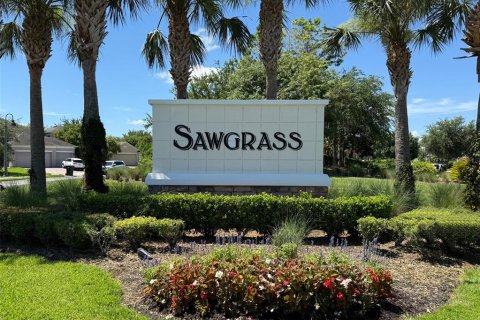 House in Orlando, Florida 4 bedrooms, 258.64 sq.m. № 1801901 - photo 2