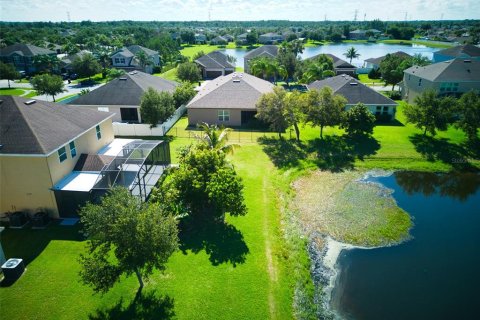 House in Orlando, Florida 4 bedrooms, 258.64 sq.m. № 1801901 - photo 4