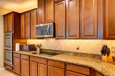 House in Orlando, Florida 4 bedrooms, 258.64 sq.m. № 1801901 - photo 20