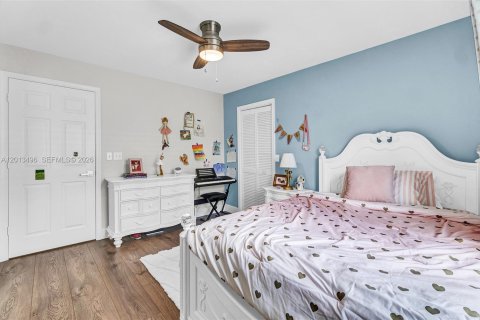 Villa ou maison à vendre à Coral Springs, Floride: 4 chambres, 231.14 m2 № 2075811 - photo 16