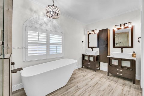 Villa ou maison à vendre à Coral Springs, Floride: 4 chambres, 231.14 m2 № 2075811 - photo 15