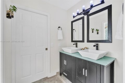Villa ou maison à vendre à Coral Springs, Floride: 4 chambres, 231.14 m2 № 2075811 - photo 20