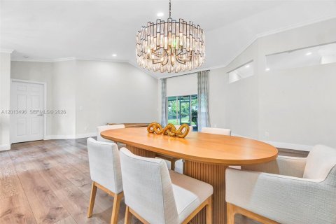 Villa ou maison à vendre à Coral Springs, Floride: 4 chambres, 231.14 m2 № 2075811 - photo 28