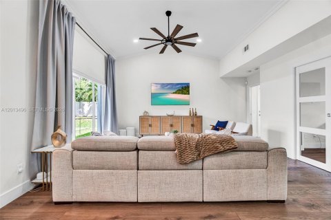 Villa ou maison à vendre à Coral Springs, Floride: 4 chambres, 231.14 m2 № 2075811 - photo 30