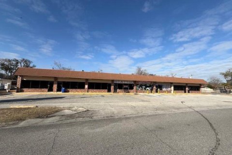 Immobilier commercial à vendre à Daytona Beach, Floride: 1170.57 m2 № 2128305 - photo 4