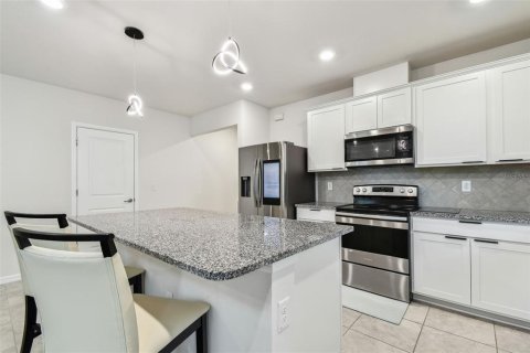 House in Wesley Chapel, Florida 4 bedrooms, 171.87 sq.m. № 1520652 - photo 14