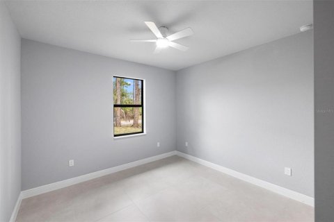 Villa ou maison à vendre à North Port, Floride: 4 chambres, 153.29 m2 № 2403388 - photo 25