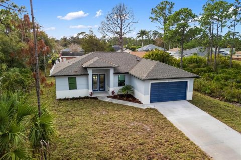 Villa ou maison à vendre à North Port, Floride: 4 chambres, 153.29 m2 № 2403388 - photo 2