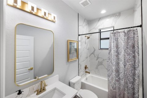 Villa ou maison à vendre à North Port, Floride: 4 chambres, 153.29 m2 № 2403388 - photo 27