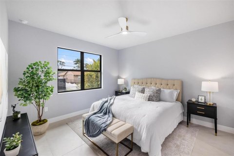 Villa ou maison à vendre à North Port, Floride: 4 chambres, 153.29 m2 № 2403388 - photo 18