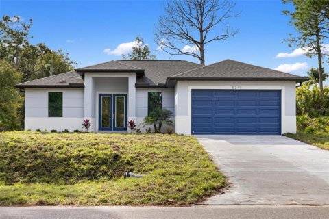 Villa ou maison à North Port, Floride 4 chambres, 153.29 m2 № 2403388