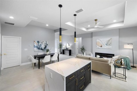 Villa ou maison à vendre à North Port, Floride: 4 chambres, 153.29 m2 № 2403388 - photo 16