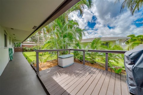 Villa ou maison à louer à Dania Beach, Floride: 2 chambres, 92.9 m2 № 1928292 - photo 3