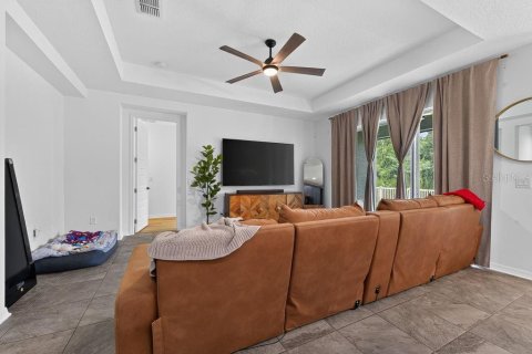 Villa ou maison à vendre à Land O' Lakes, Floride: 4 chambres, 206.52 m2 № 2320903 - photo 6