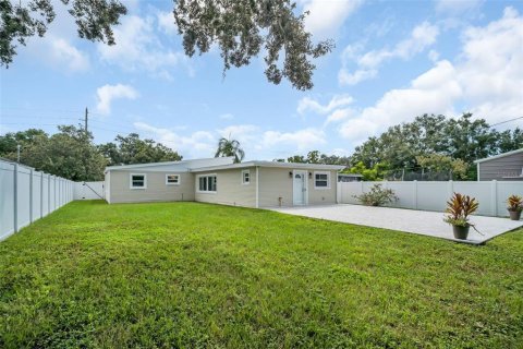 Casa en venta en Tarpon Springs, Florida, 4 dormitorios, 183.76 m2 № 1904868 - foto 2