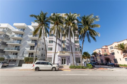 Hôtel, hôtellerie à vendre à Miami Beach, Floride: 27.87 m2 № 1995123 - photo 10