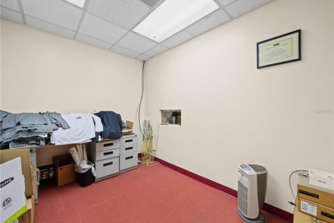Купить коммерческую недвижимость в Лейкленд, Флорида 999.35м2, № 1417931 - фото 19