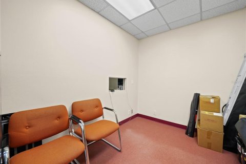 Купить коммерческую недвижимость в Лейкленд, Флорида 999.35м2, № 1417931 - фото 16