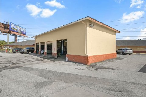 Купить коммерческую недвижимость в Лейкленд, Флорида 999.35м2, № 1417931 - фото 10