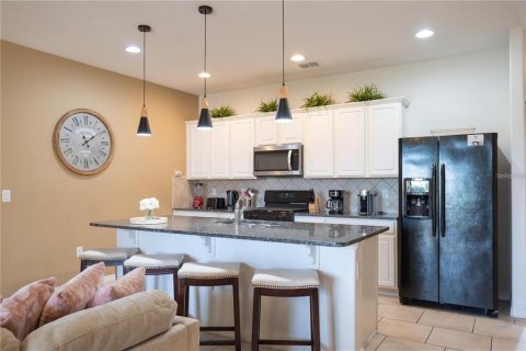 Adosado en venta en Davenport, Florida, 4 dormitorios, 202.9 m2 № 1914691 - foto 4