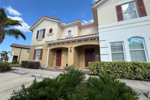 Adosado en venta en Davenport, Florida, 4 dormitorios, 202.9 m2 № 1914691 - foto 1