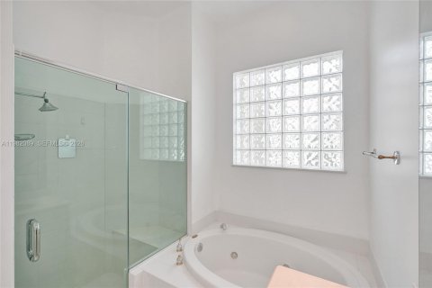 Villa ou maison à vendre à Hollywood, Floride: 3 chambres, 145.02 m2 № 2045269 - photo 20