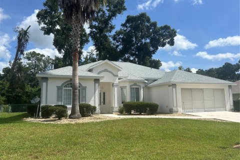 House in Ocala, Florida 2 bedrooms, 153.29 sq.m. № 1868926 - photo 1