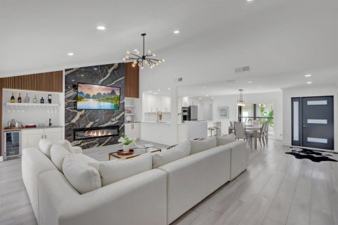 Touwnhouse à vendre à Palm Beach Gardens, Floride: 3 chambres, 186.08 m2 № 2081818 - photo 2